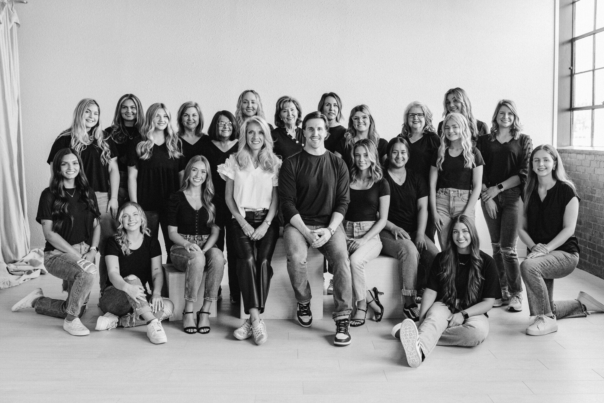 TeamPhoto_May2024_FarrowDewbre_BW-40 TeamPhoto_May2024_FarrowDewbre_BW-40