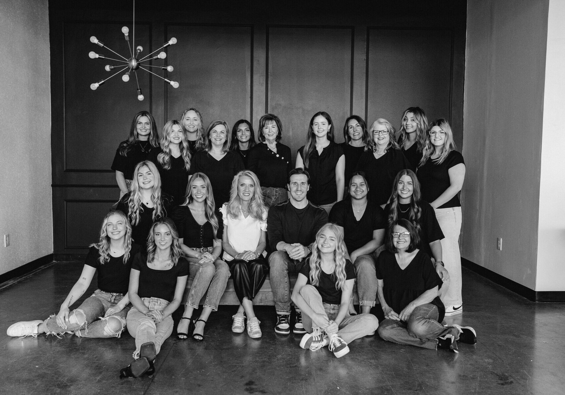 TeamPhoto_May2024_FarrowDewbre_BW-36 TeamPhoto_May2024_FarrowDewbre_BW-36